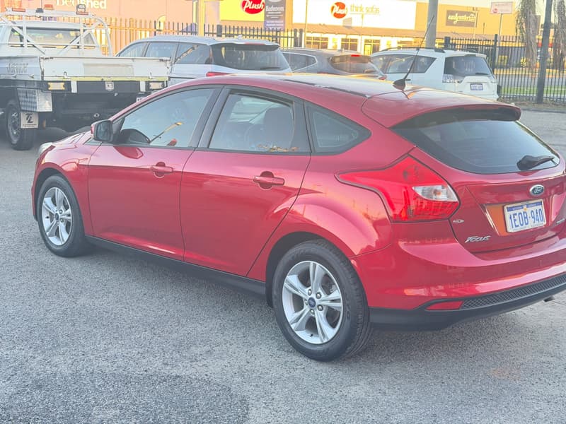 2014 Ford FOCUS TREND photo 5