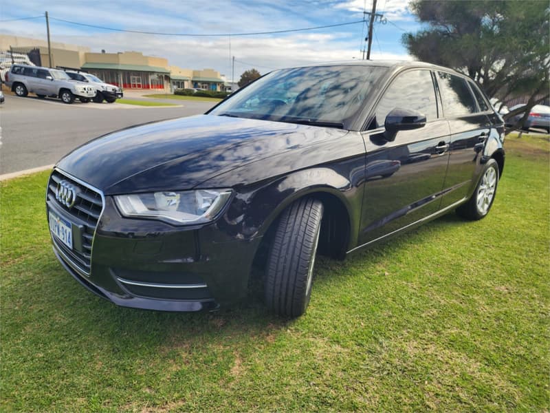 2015 Audi A3 SPORTBACK 1.4 TFSI ATTRACTION 8V MY15 photo 4