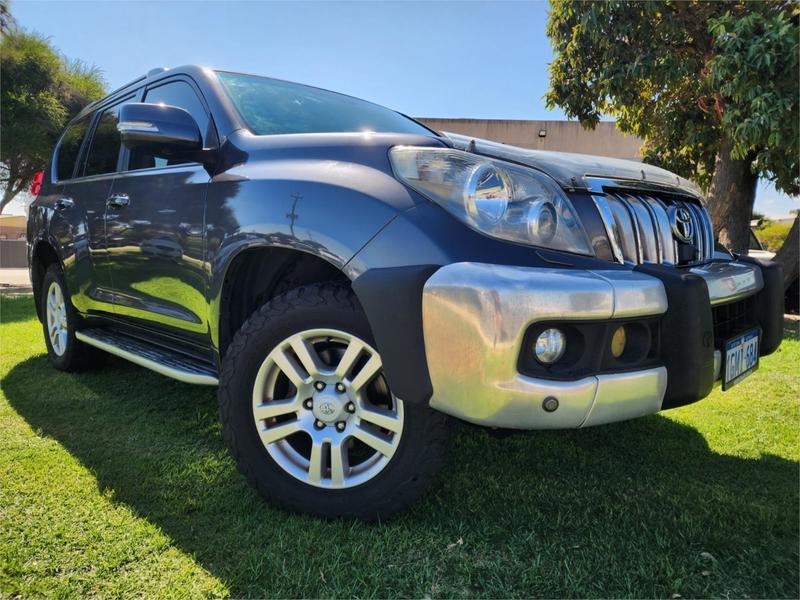 2010 Toyota Landcruiser PRADO KAKADU (4x4) KDJ150R — primary photo