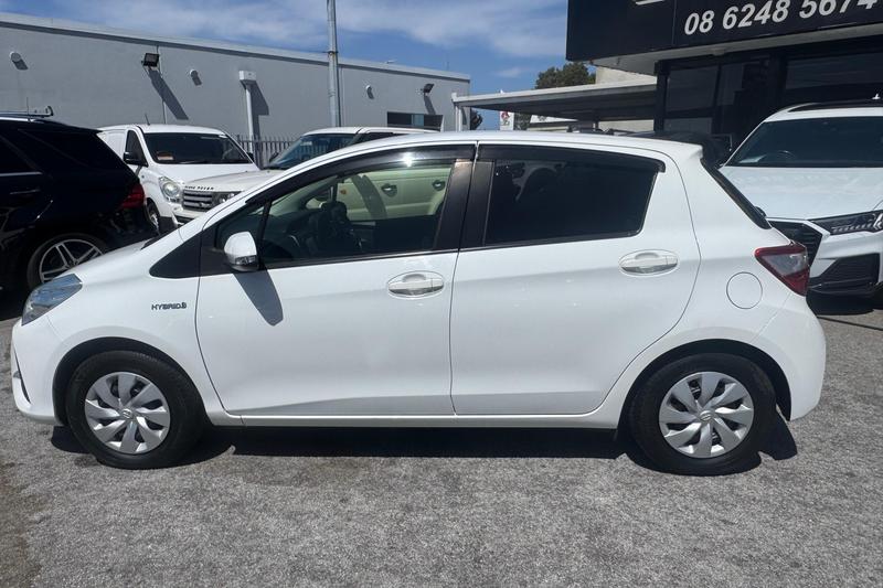 2019 Toyota VITZ OTHER photo 2