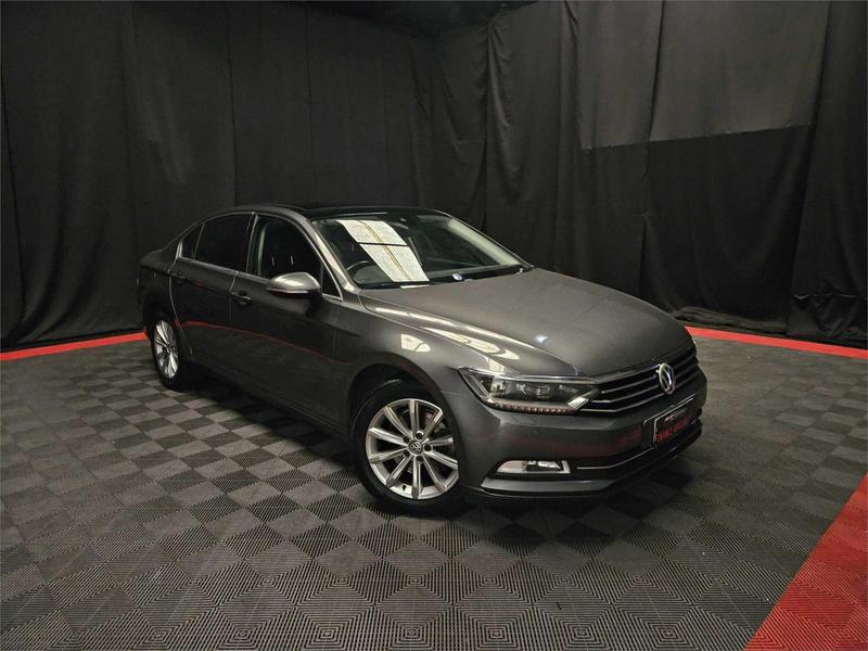 2015 Volkswagen Passat 132 TSI COMFORTLINE 3C MY16 — primary photo