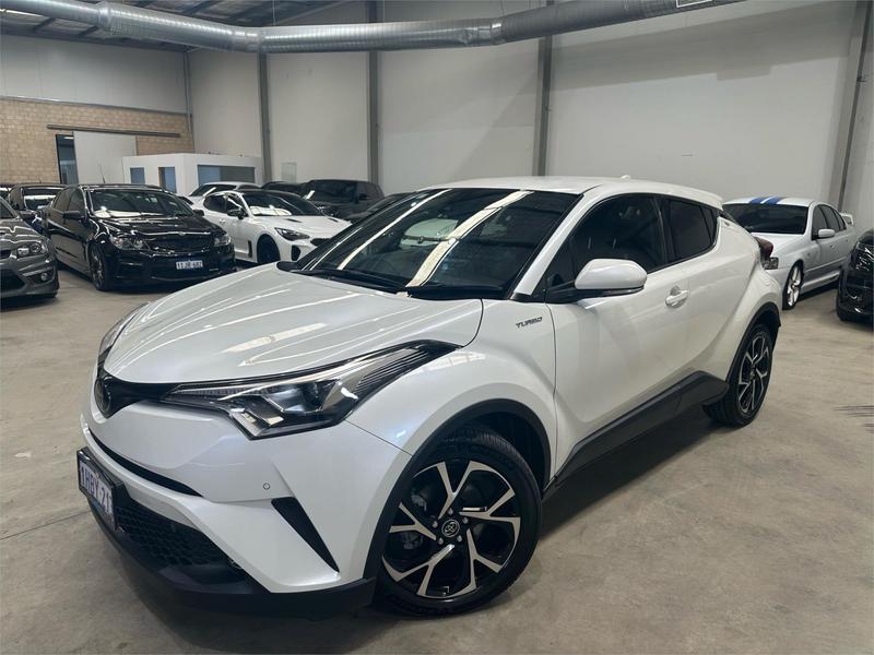 2019 Toyota C-HR KOBA (2WD) NGX10R UPDATE — primary photo