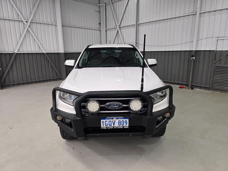 2018 Ford Everest Ambiente UA 3.2L photo 2