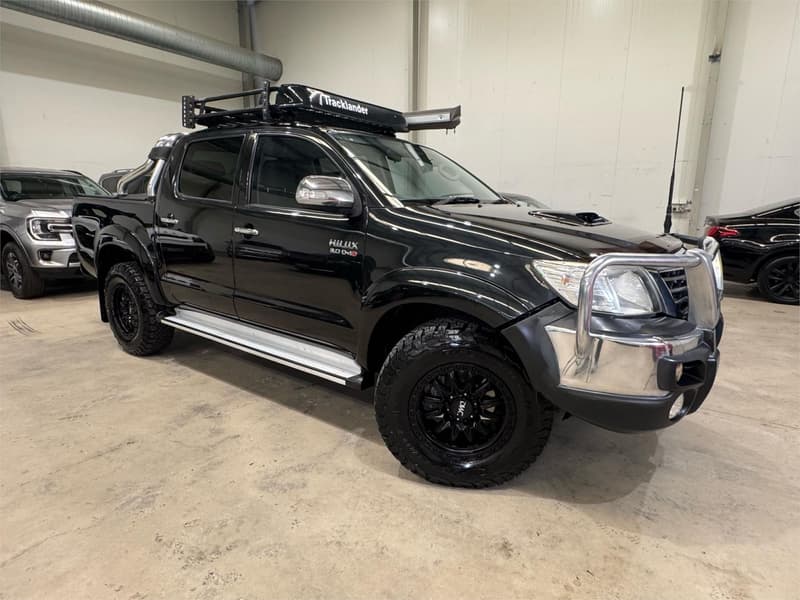 2012 Toyota Hilux SR5 KUN26R 4X4 photo 3