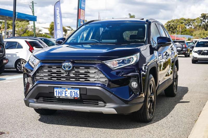 2020 Toyota RAV4 Cruiser AXAH52R photo 4