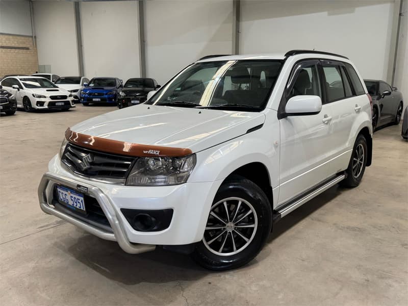 2013 Suzuki Grand Vitara Urban Navigator JB