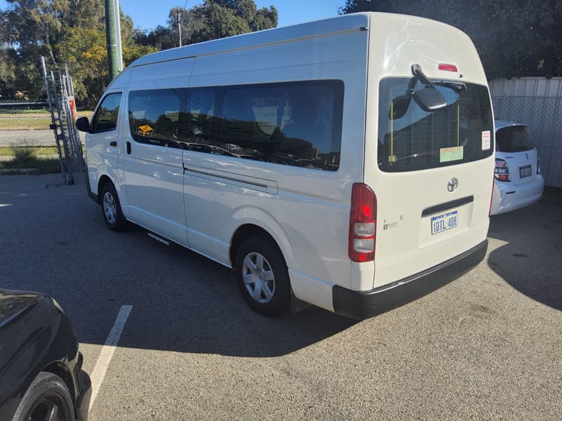 2011 Toyota HIACE COMMUTER *1-5 YEAR WARRANTY*  photo 4