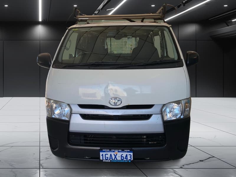 2016 Toyota Hiace KDH201R LWB photo 5
