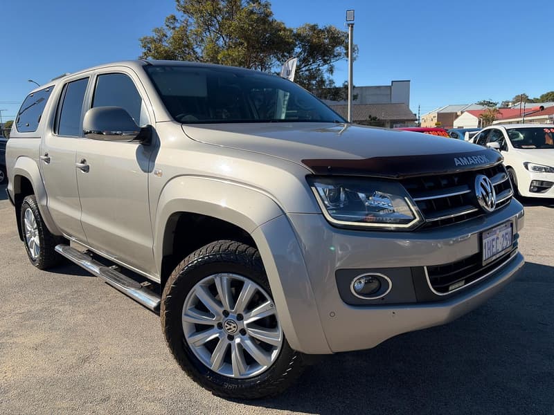 2016 Volkswagen Amarok TDI420 Highline 2H 4X4 — primary photo