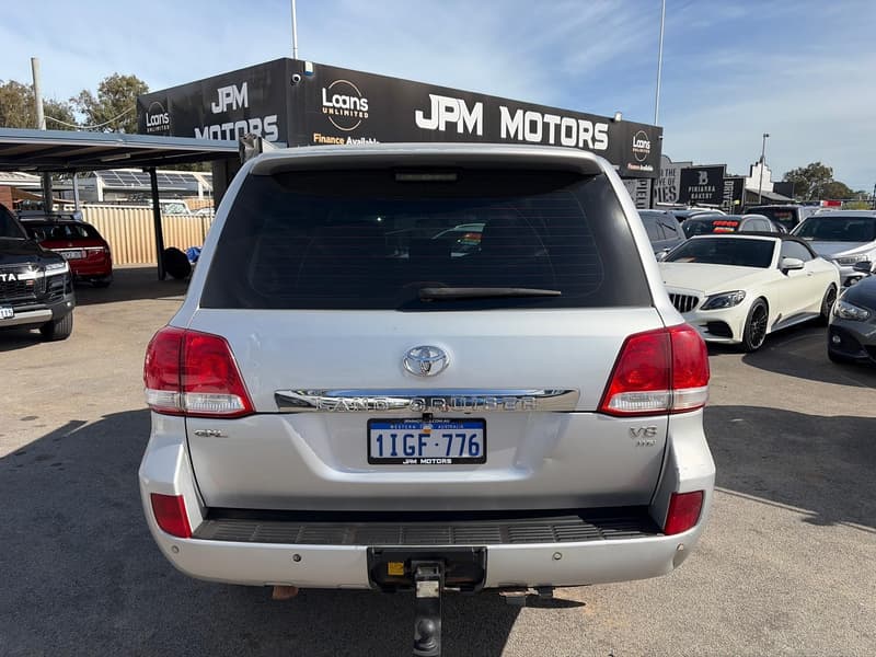 2008 Toyota Landcruiser GXL UZJ200R photo 5