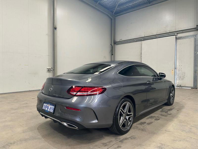 2019 Mercedes-Benz C-Class C200 C205 photo 5