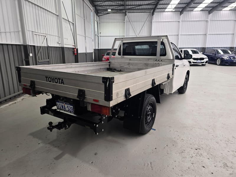 2021 Toyota Hilux Workmate TGN121R Rear Wheel Drive photo 4