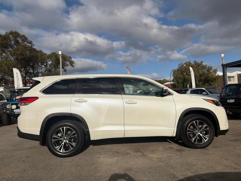 2017 Toyota Kluger GX GSU50R photo 2
