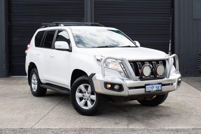 2016 Toyota Landcruiser Prado GXL GDJ150R photo 2