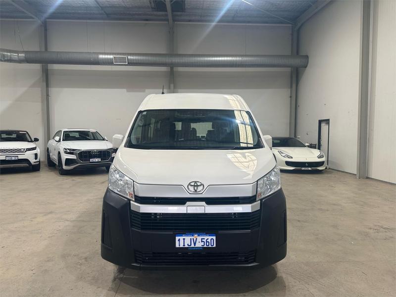 2020 Toyota Hiace Commuter GDH322R photo 2