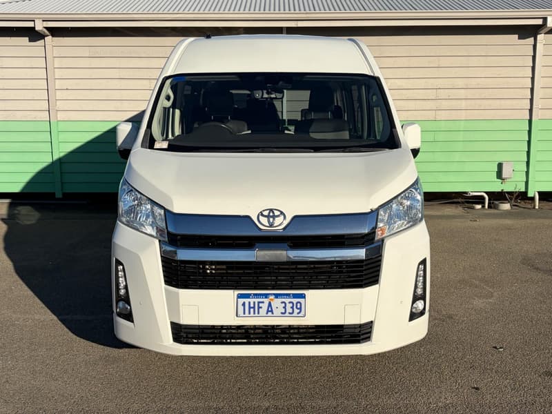 2020 Toyota Hiace Commuter GL GDH322R ELWB High Roof photo 2