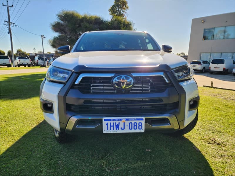 2022 Toyota Hilux ROGUE (4x4) GUN126R 4X4 photo 3