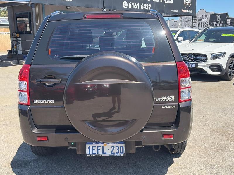2013 Suzuki Grand Vitara Urban JB photo 5