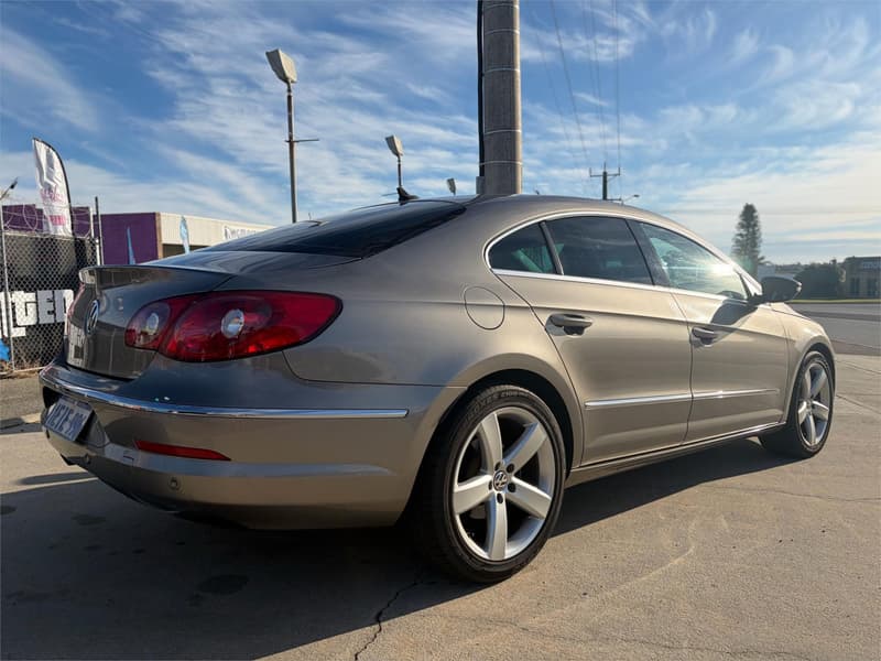 2012 Volkswagen PASSAT CC 125 TDI 3C MY12 photo 4