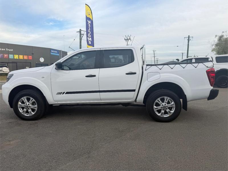 2022 Nissan Navara SL D23 Rear Wheel Drive — primary photo