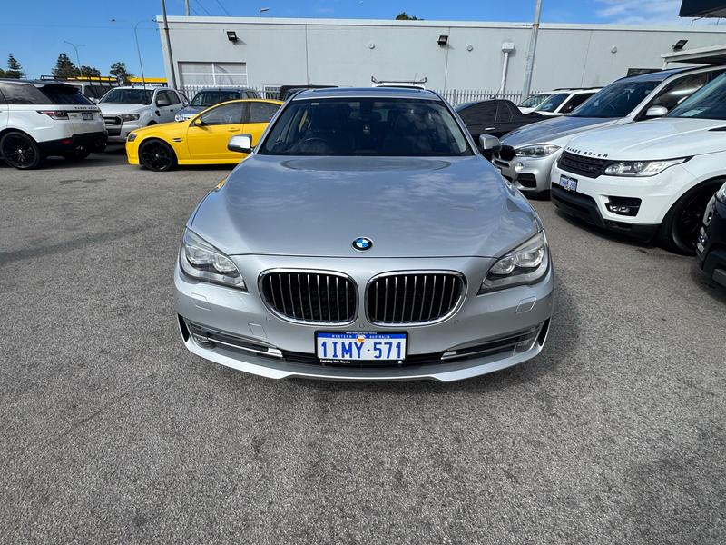 2014 BMW 7 Series 730d F01 LCI photo 4