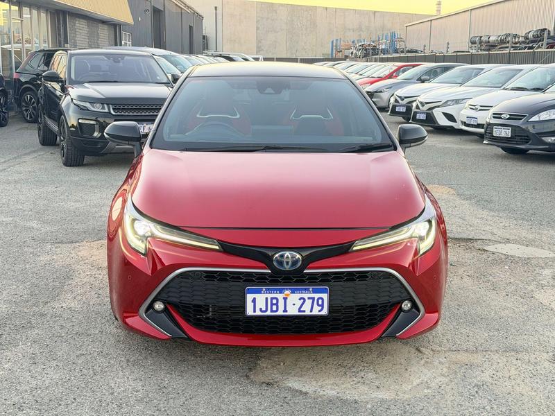 2019 Toyota Corolla Ascent Sport MZEA12R photo 2