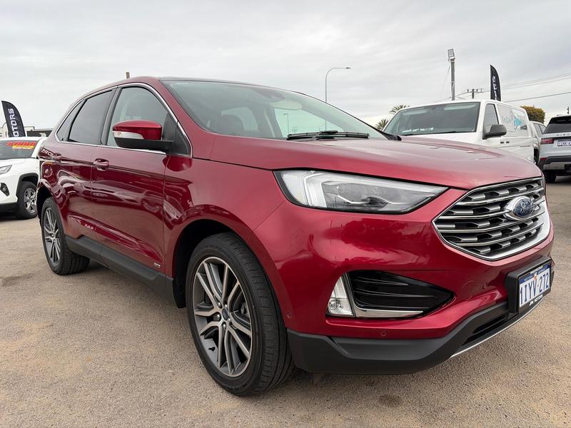 2019 Ford Endura Titanium CA photo 2