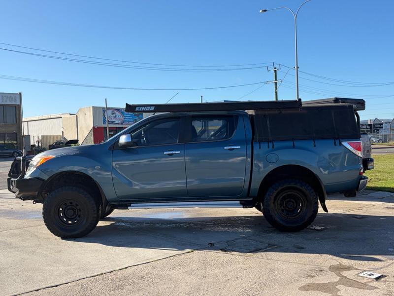 2012 Mazda BT-50 UP0YF1 XTR Utility Dual Cab 4dr Spts Auto 6sp 4x4 1097kg 3.2DT All Wheel Drive photo 4