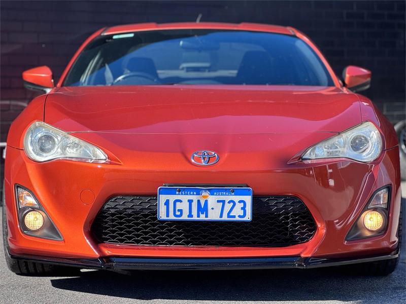 2013 Toyota 86 GT ZN6 photo 4