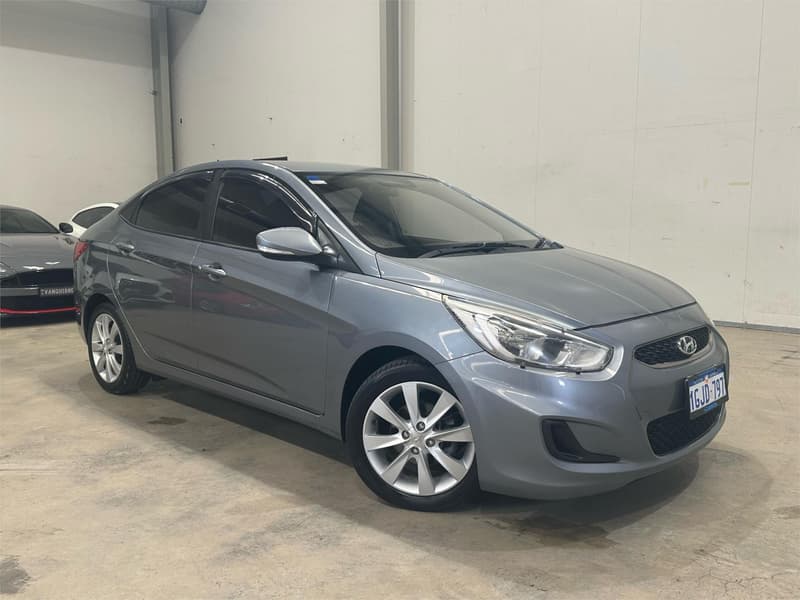 2017 Hyundai Accent Sport RB6 photo 3