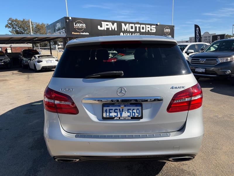 2015 Mercedes-Benz 250 4MATIC 246 MY15 photo 4