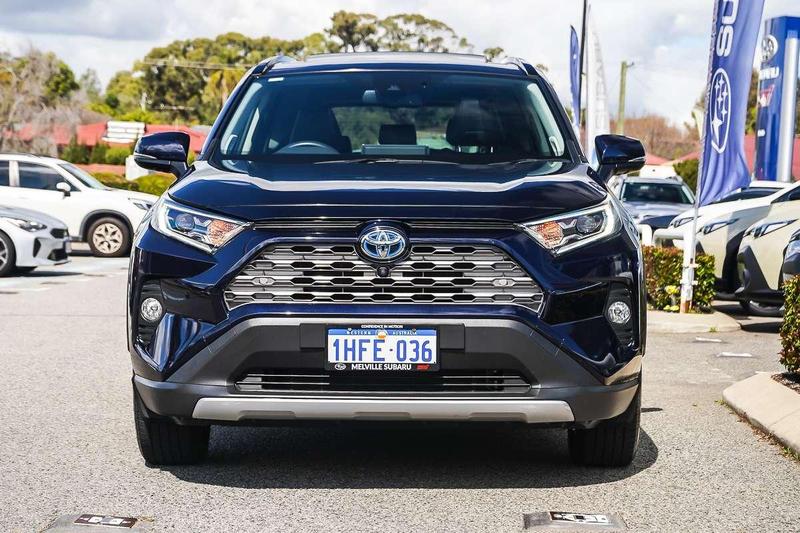 2020 Toyota RAV4 Cruiser AXAH52R photo 3