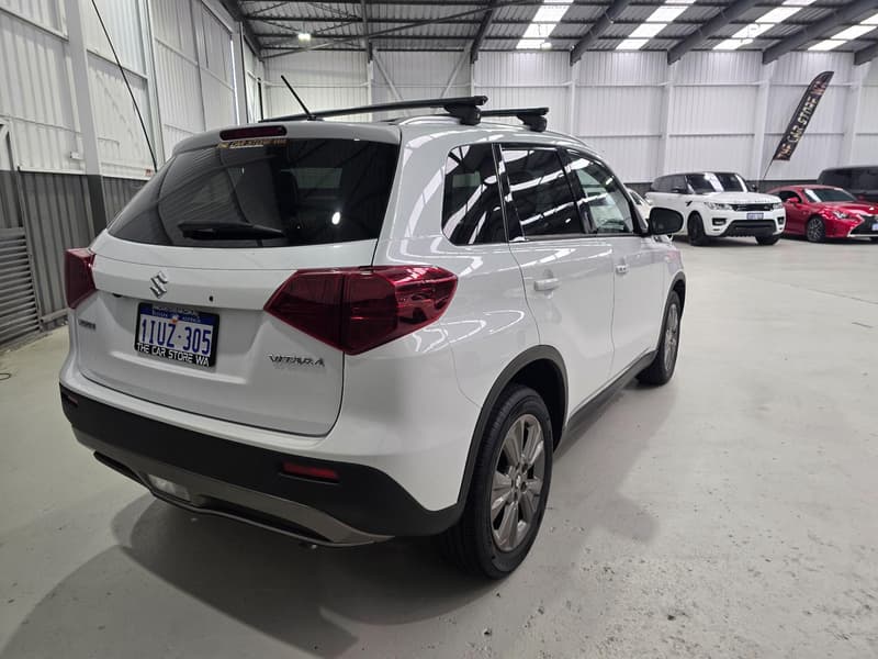 2020 Suzuki Vitara LY Series II photo 4