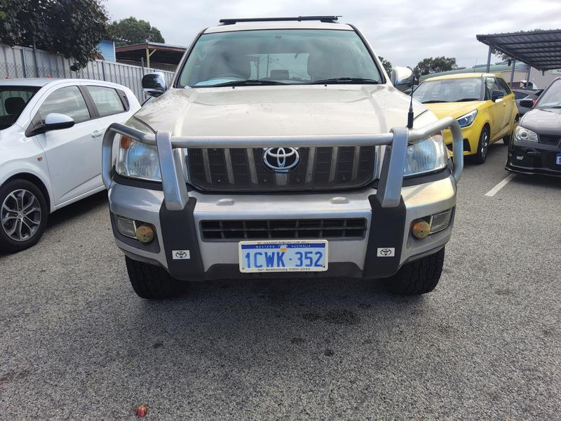 2008 Toyota LANDCRUISER PRADO GXL (4x4) photo 2