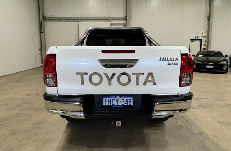 2016 Toyota Hilux SR5 GUN126R 4X4 photo 4