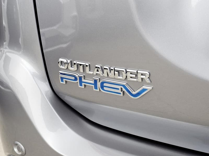 2019 Mitsubishi Outlander PHEV ES ADAS ZL Auto AWD MY19 photo 3