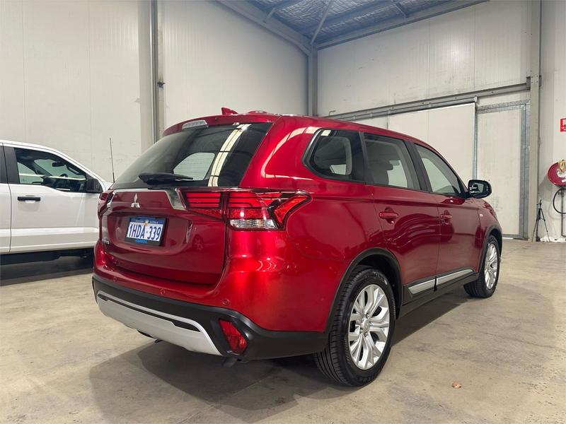 2020 Mitsubishi Outlander ES ZL photo 5