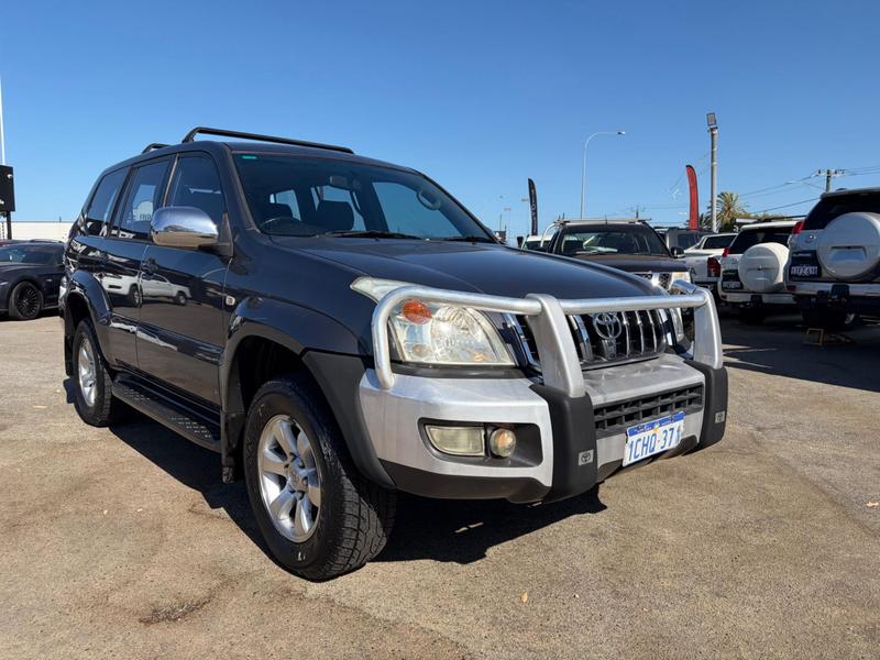 2006 Toyota Landcruiser GXL UZJ100R photo 2