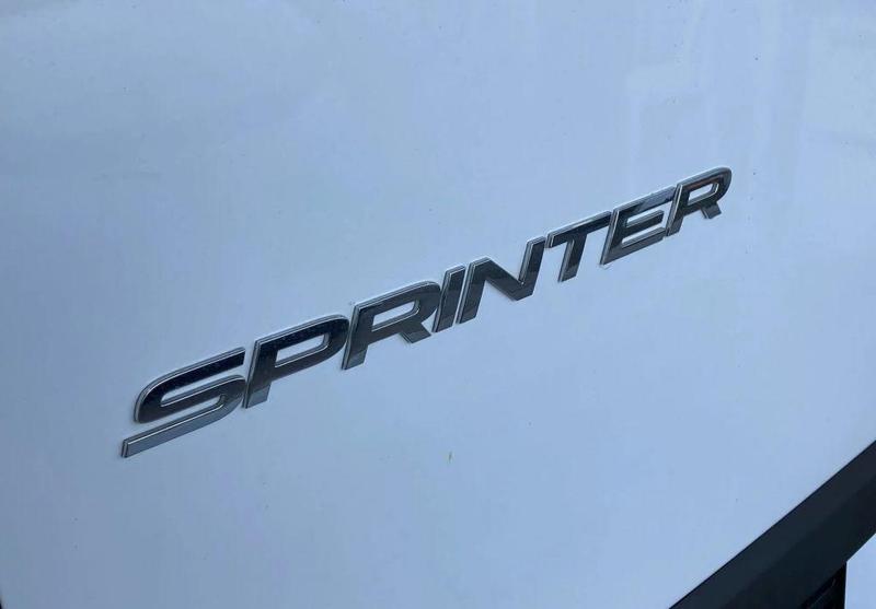 2022 Mercedes-Benz Sprinter 315CDI VS30 MWB Low Roof photo 2