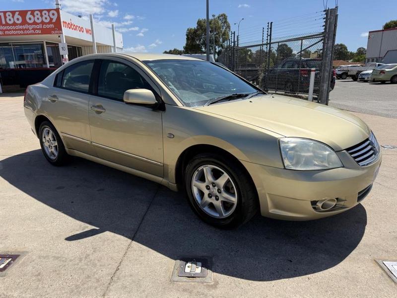 2006 Mitsubishi 380 LS DB photo 3