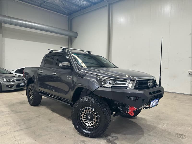 2020 Toyota Hilux SR5 GUN126R 4X4 photo 3