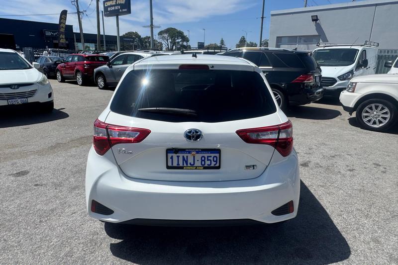 2019 Toyota VITZ OTHER photo 5