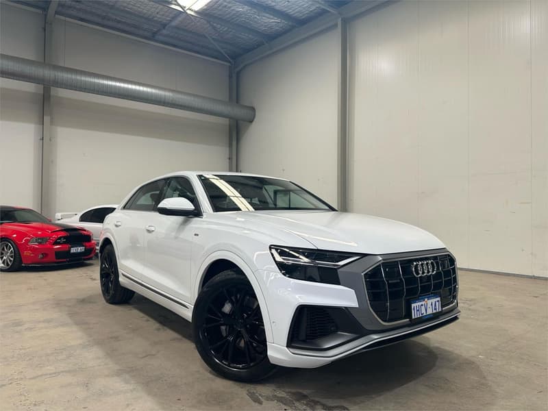 2019 Audi Q8 55 TFSI F1 photo 3