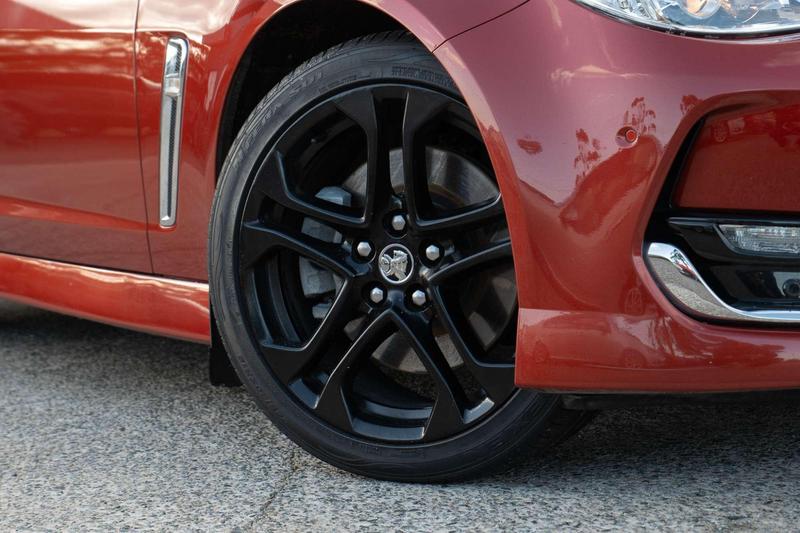 2015 Holden Commodore SS VF Series II photo 2