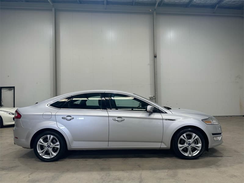 2011 Ford Mondeo Zetec MC photo 4