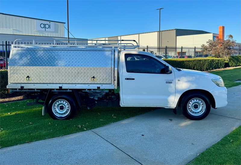2012 Toyota Hilux WORKMATE TGN16R MY12 REAR WHEEL DRIVE photo 5