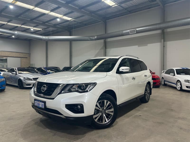2019 Nissan Pathfinder ST-L R52 Series III — primary photo