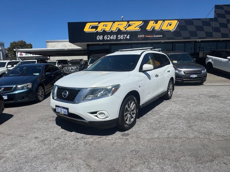 2014 Nissan PATHFINDER    7 SEATS