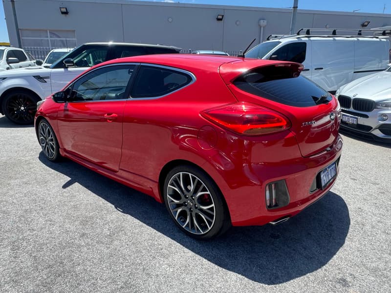 2015 Kia Cerato Koup Turbo YD photo 3