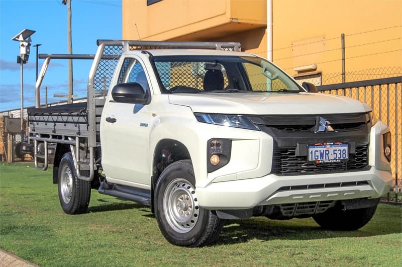 2019 Mitsubishi Triton GLX MR MY19 REAR WHEEL DRIVE — primary photo
